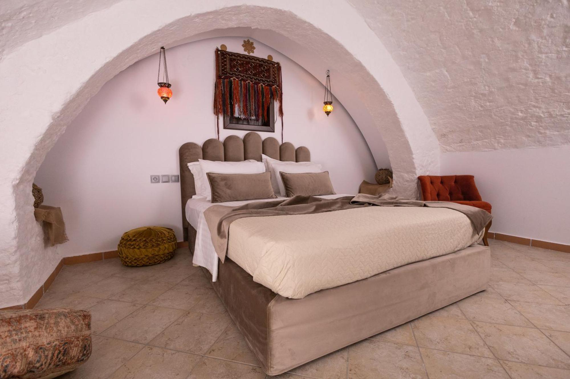 April Luxury Suites (Adults Only) Rhodes City Zewnętrze zdjęcie